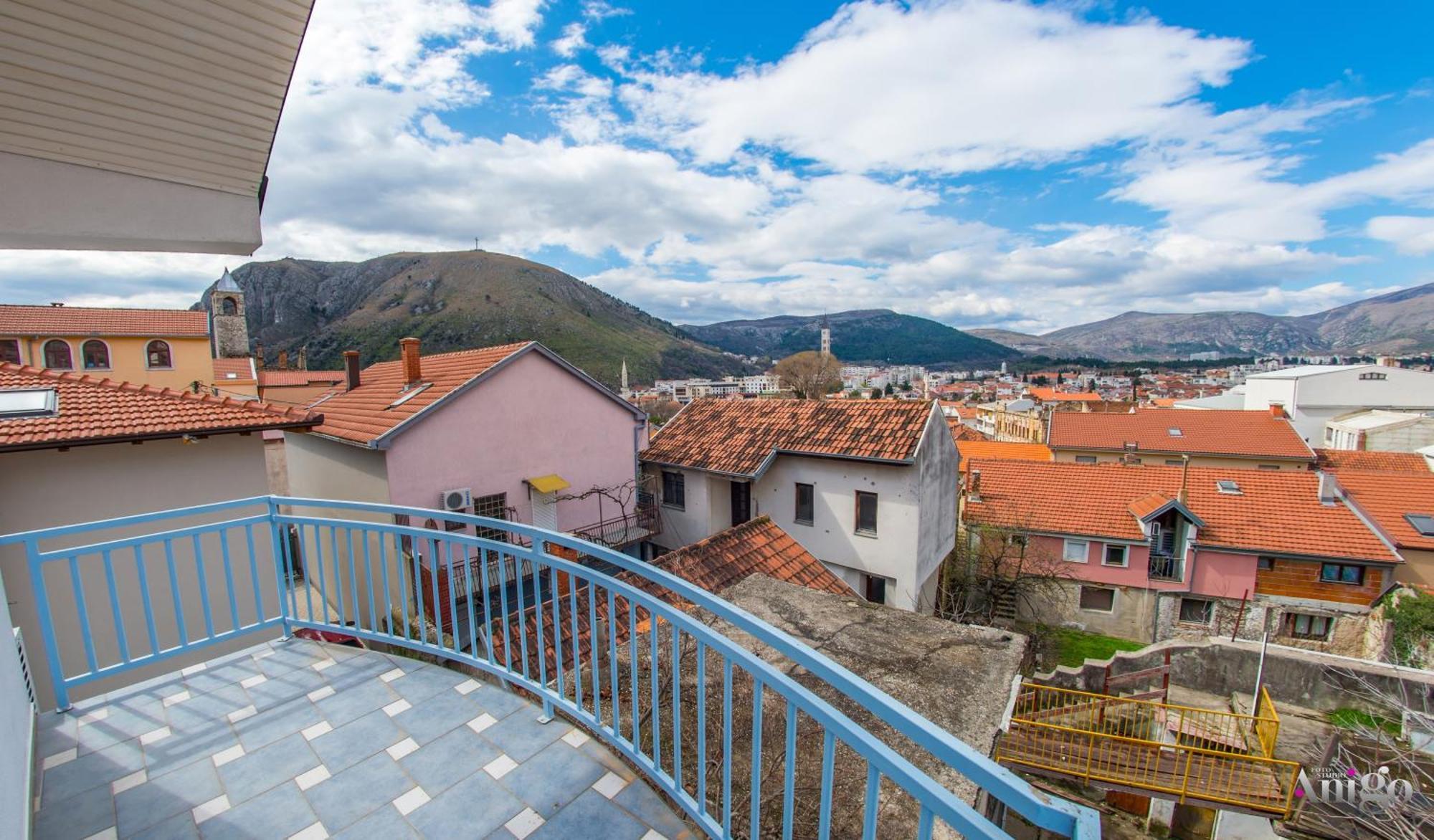 Apartment Ado Mostar Exterior foto