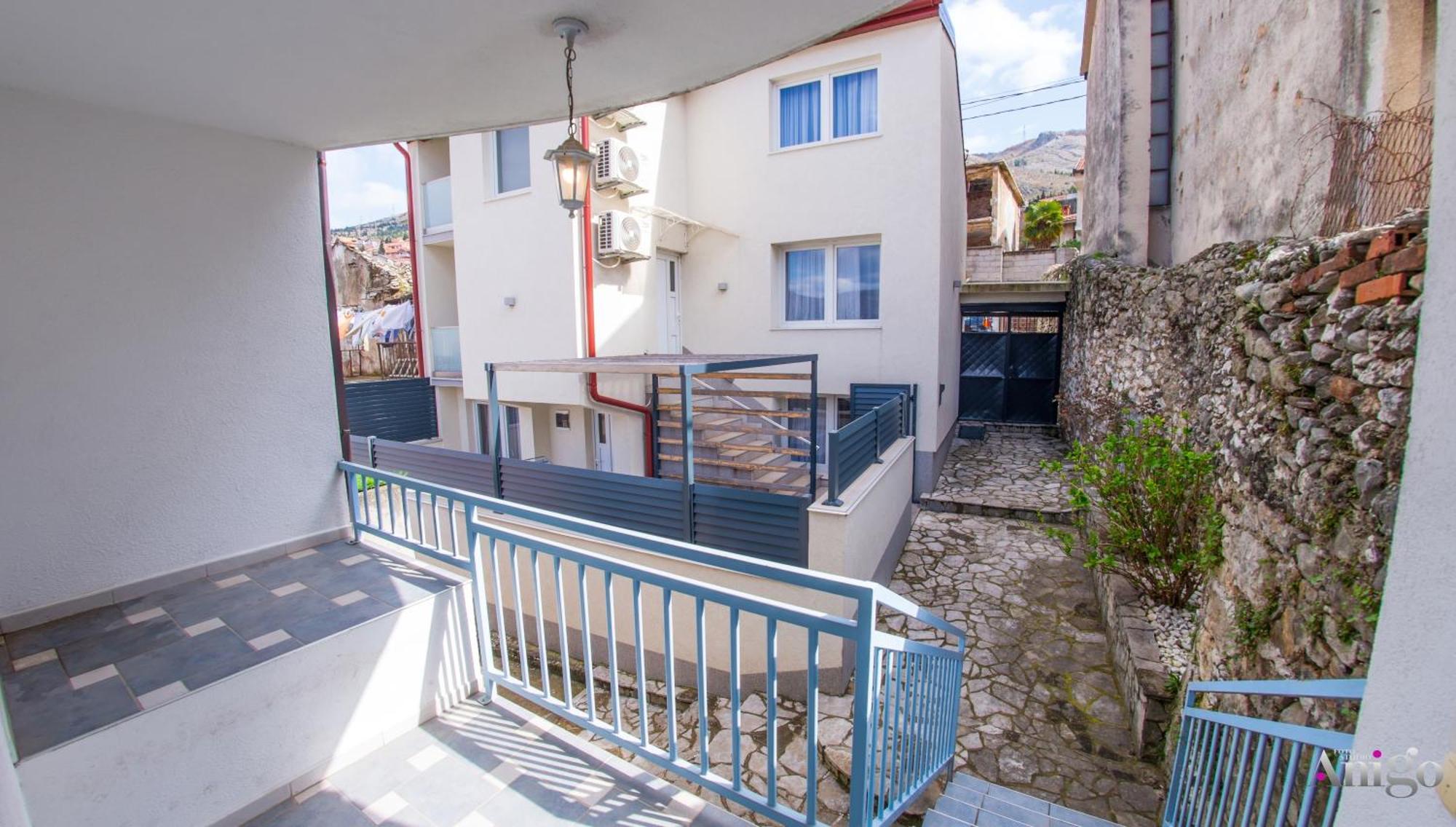 Apartment Ado Mostar Exterior foto