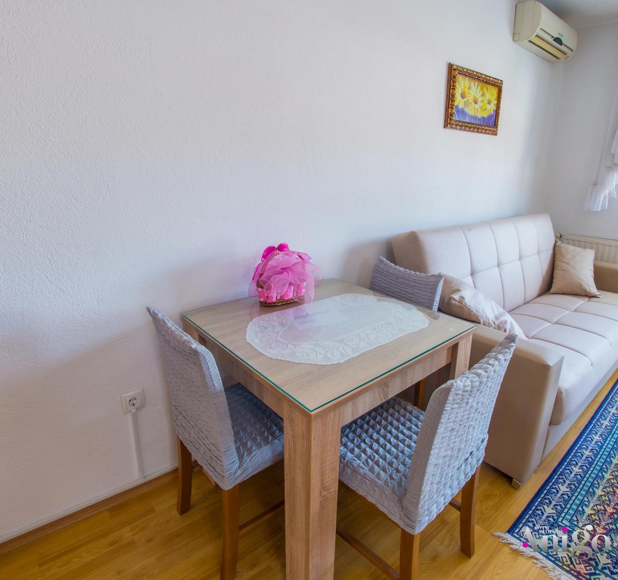 Apartment Ado Mostar Exterior foto