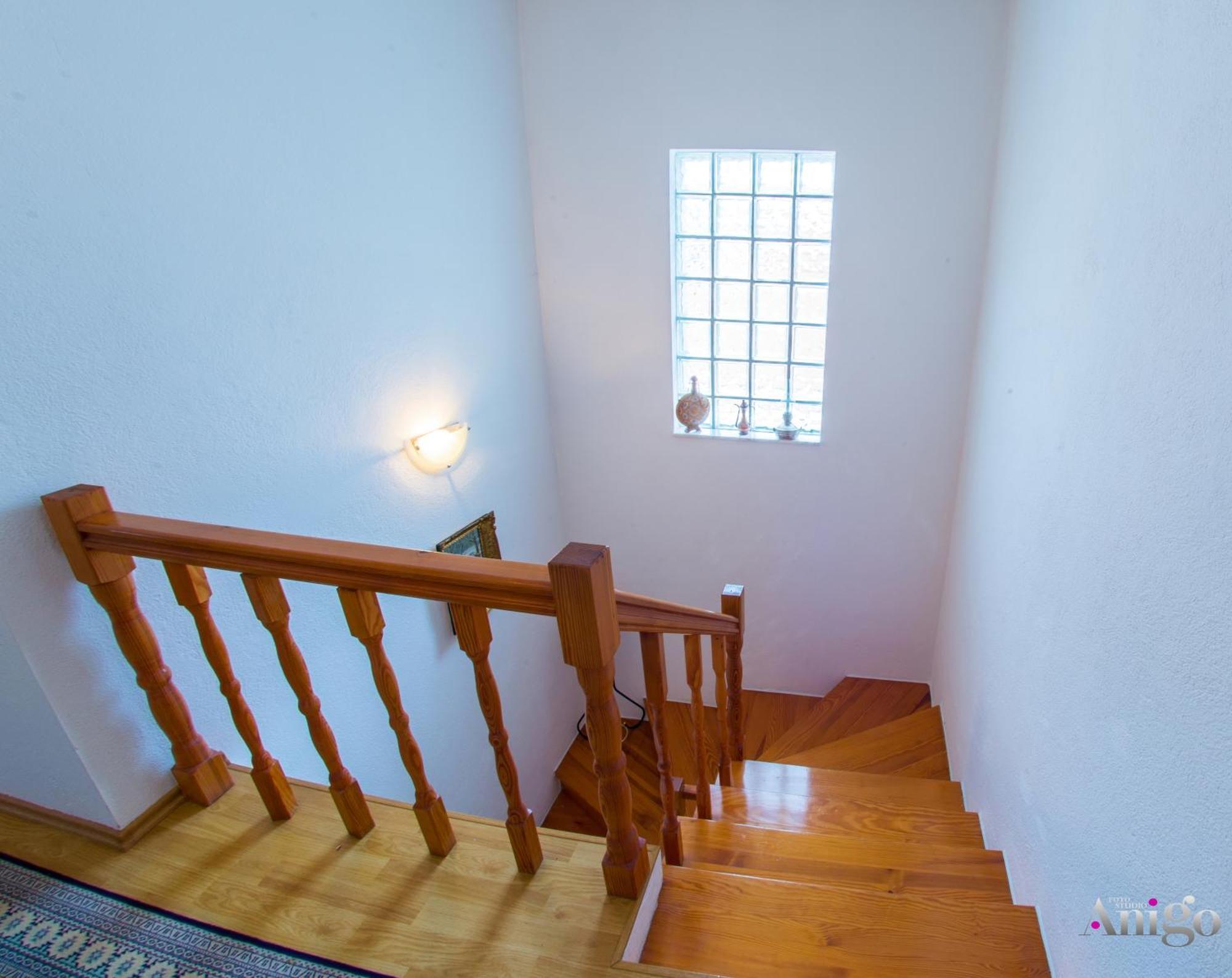 Apartment Ado Mostar Exterior foto