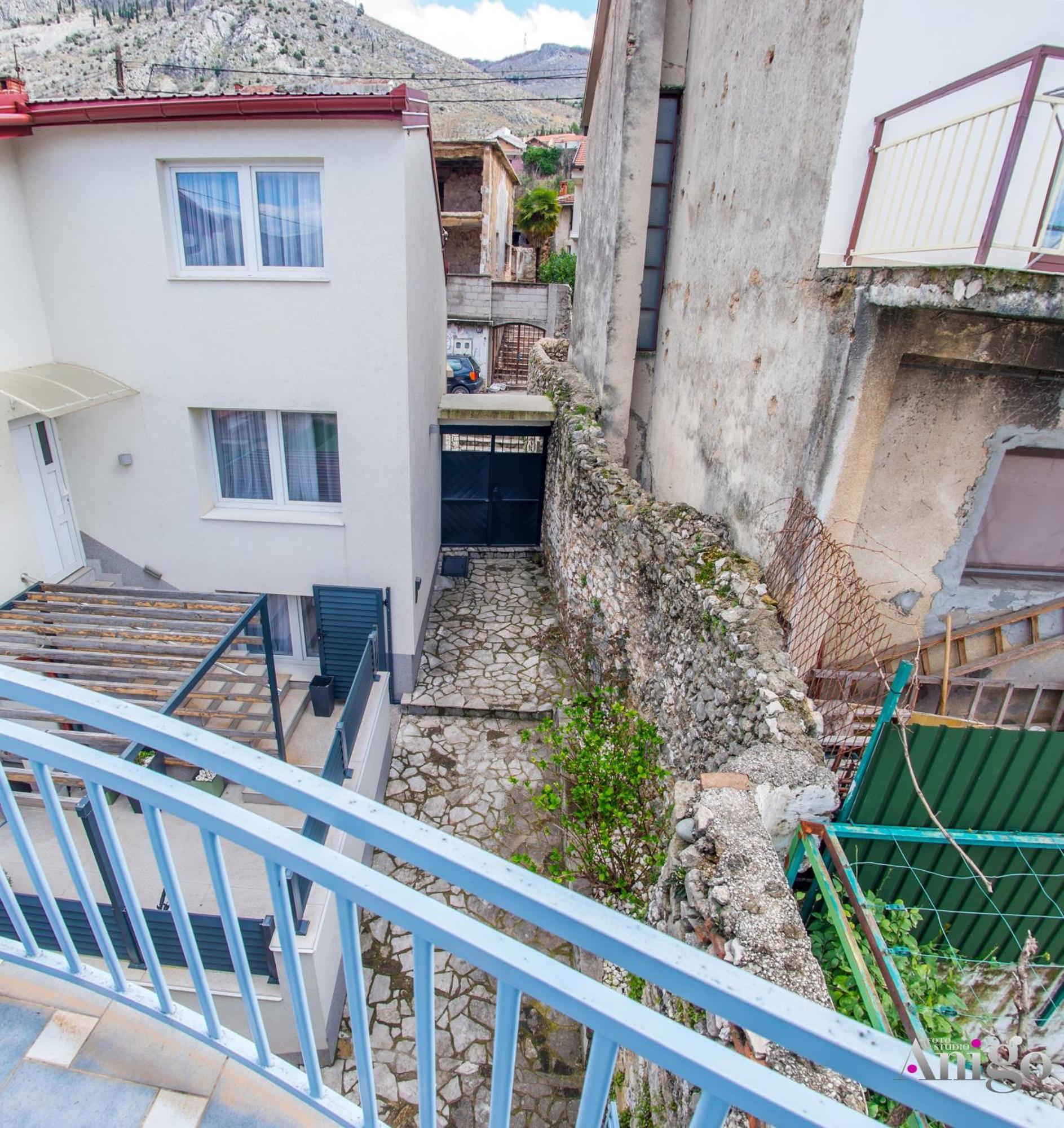 Apartment Ado Mostar Exterior foto